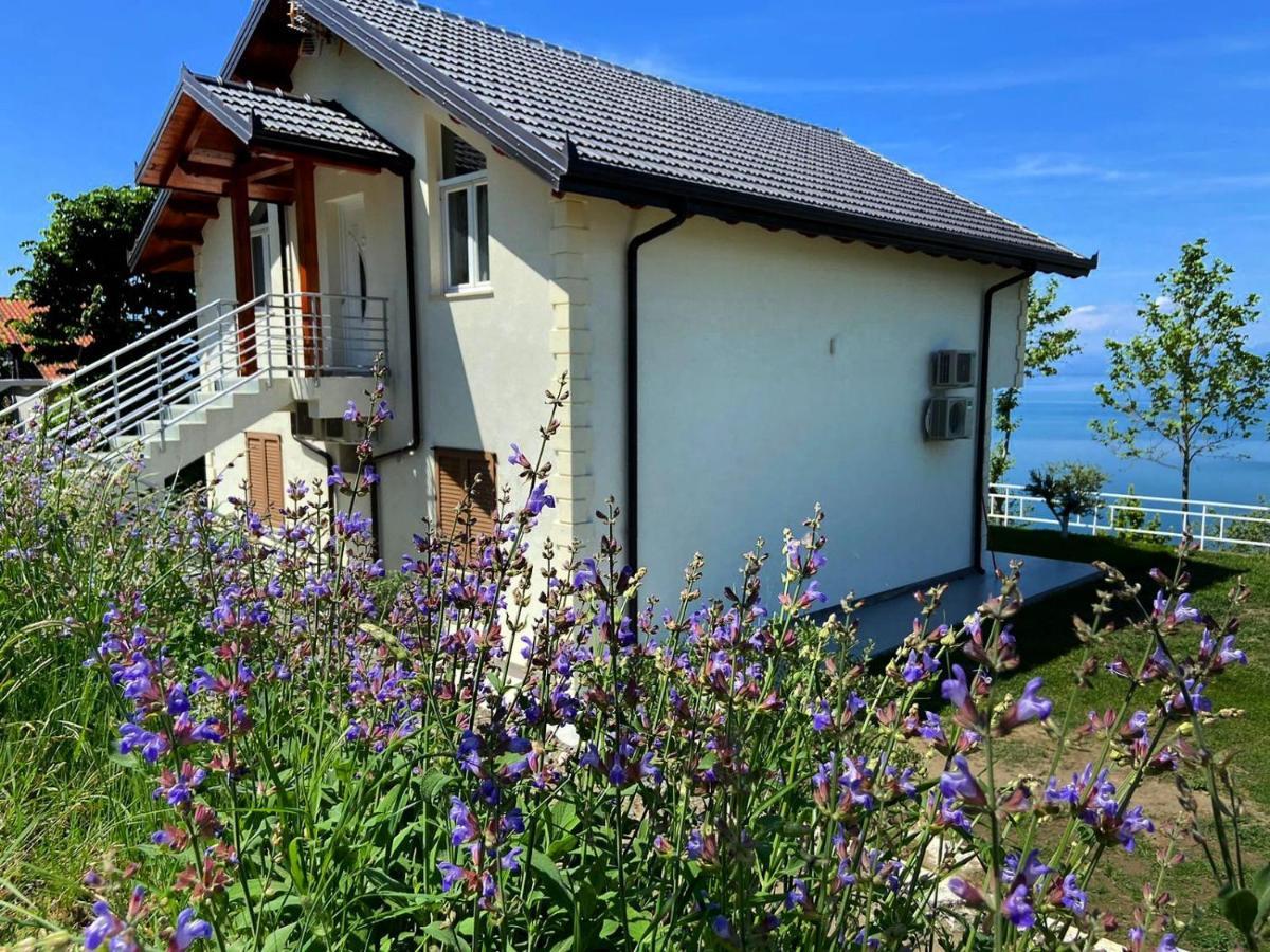 Xhuli Guesthouse ชโคเดอร์ ภายนอก รูปภาพ