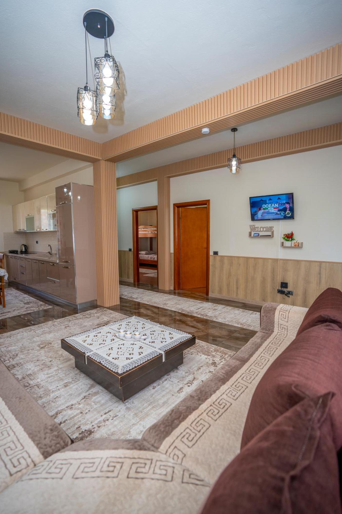 Xhuli Guesthouse ชโคเดอร์ ภายนอก รูปภาพ